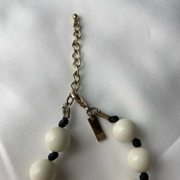 Inc cream white graduating beaded necklace - Picture 3 of 4